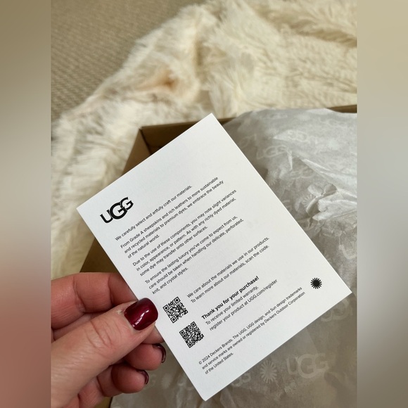 UGG Kids NWT Classic Ultra Mini Chestnut Boots Size 13 Suede Shearling - Picture 13 of 16